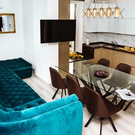Luxury Terrace View Apartment! Lviv Ngoại thất bức ảnh
