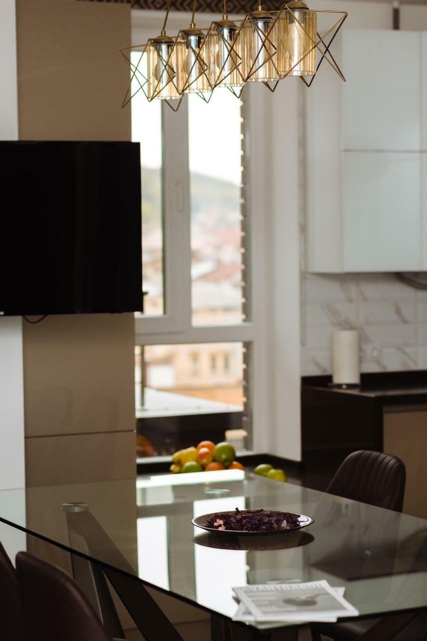Luxury Terrace View Apartment! Lviv Ngoại thất bức ảnh