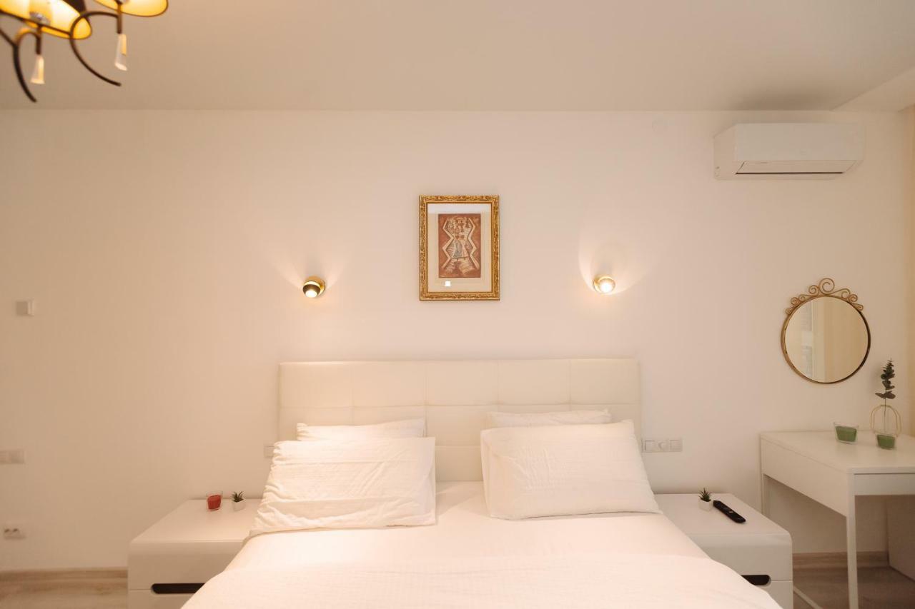 Luxury Terrace View Apartment! Lviv Ngoại thất bức ảnh