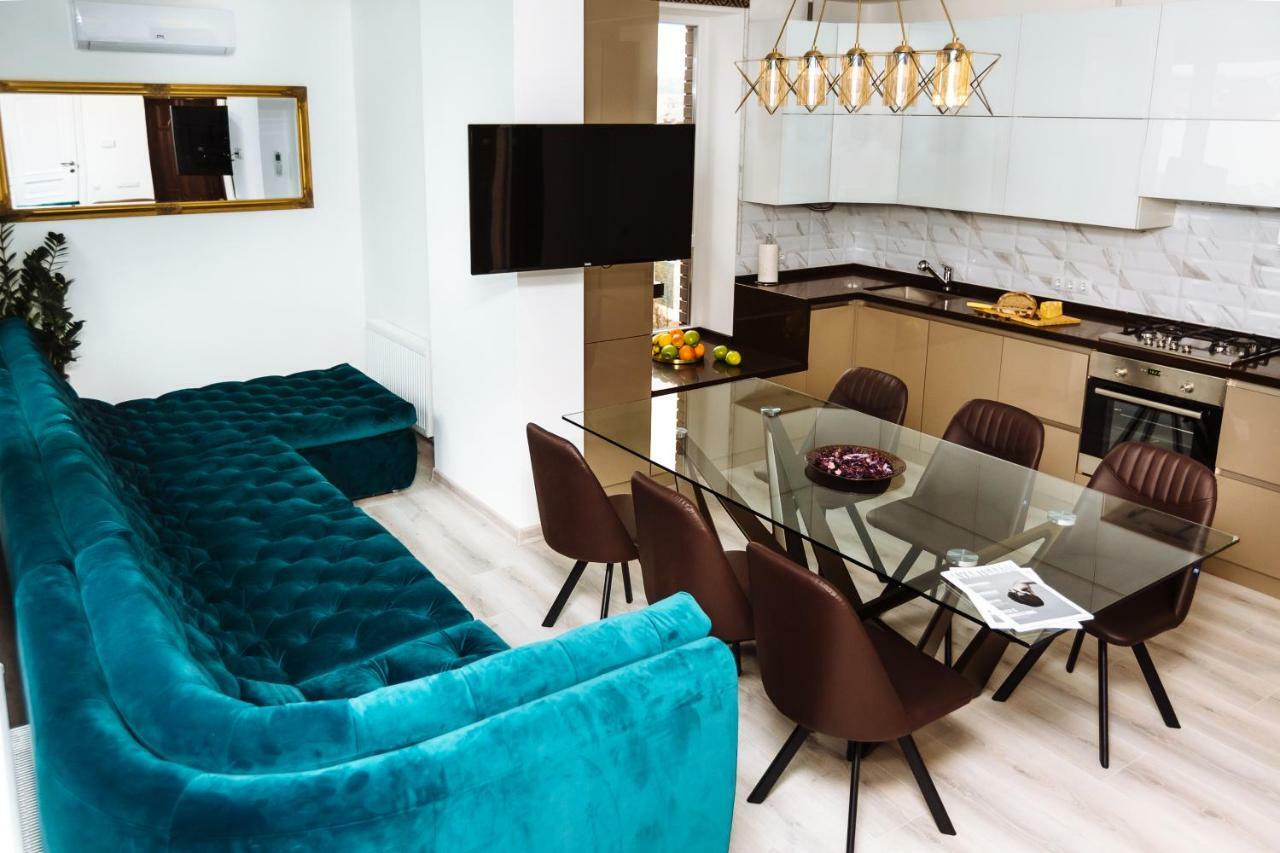 Luxury Terrace View Apartment! Lviv Ngoại thất bức ảnh