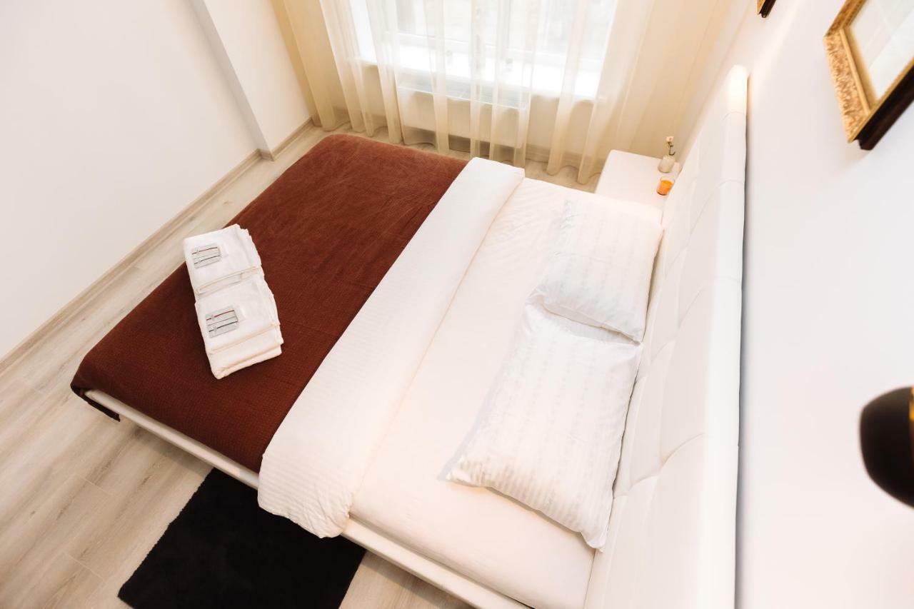Luxury Terrace View Apartment! Lviv Ngoại thất bức ảnh