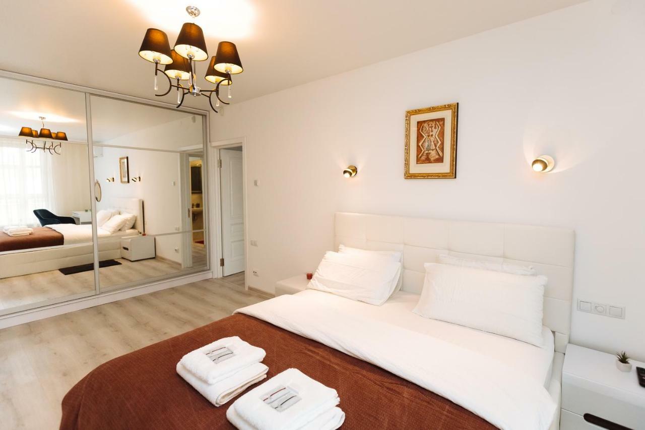 Luxury Terrace View Apartment! Lviv Ngoại thất bức ảnh
