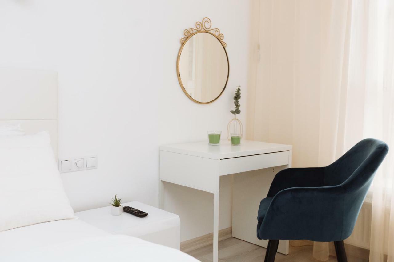 Luxury Terrace View Apartment! Lviv Ngoại thất bức ảnh