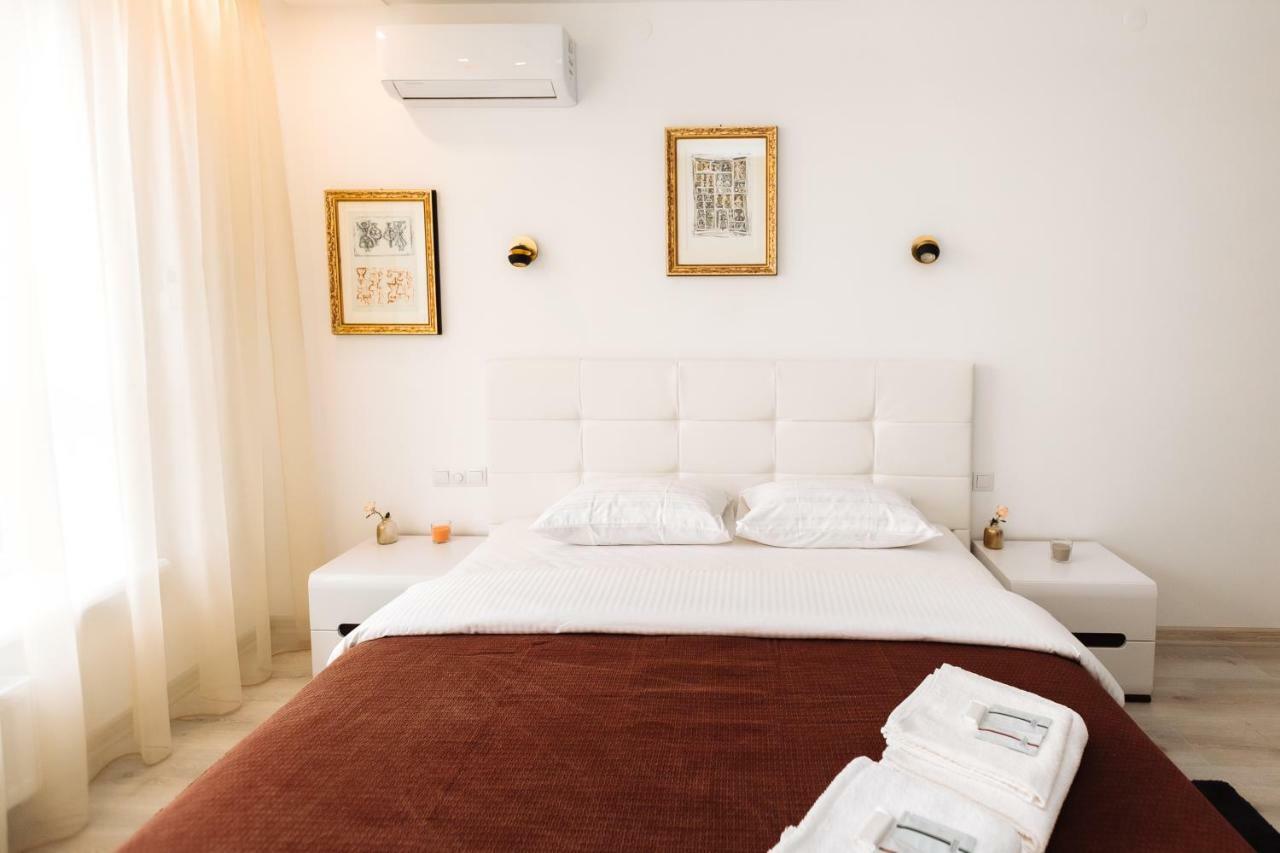 Luxury Terrace View Apartment! Lviv Ngoại thất bức ảnh