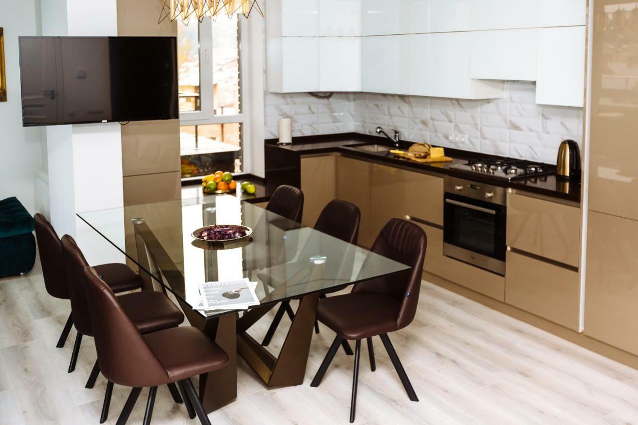 Luxury Terrace View Apartment! Lviv Ngoại thất bức ảnh